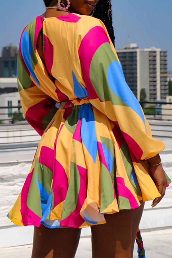Fashion Contrast Print V-neck Pleated Dress